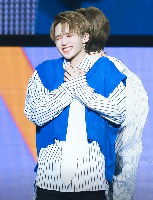 董岩磊搭档古力娜扎陈伟霆新剧已开机,郑锐彬