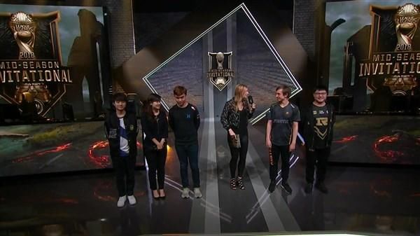 LOL:RNG赛前趣味互动 FNC明示不会禁用UZI卡