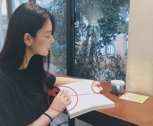 张馨予从不回应怀孕,双手暴露了真相,曾遭范冰