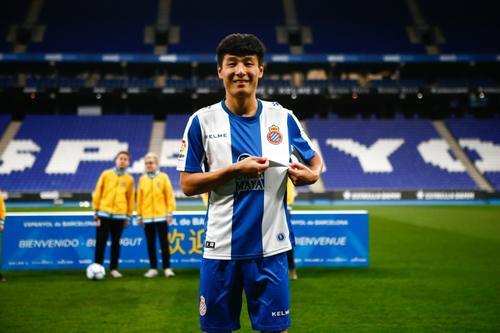 世体:对阵瓦伦西亚,武磊首次进入西班牙人首发