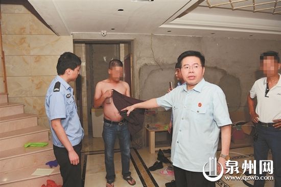 赖账不还?晋江法院上门强制执行 拘留13名失信