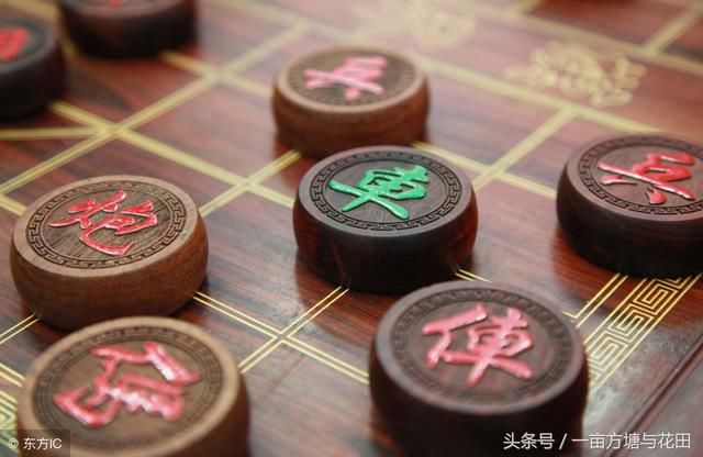 如何看待沪深三大股指不断震荡走低，创指跌逾1.5%