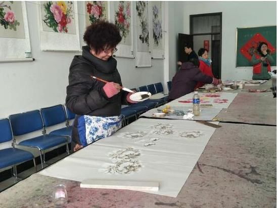中国牡丹画第一村去年销售收入1.2亿利润超2000万
