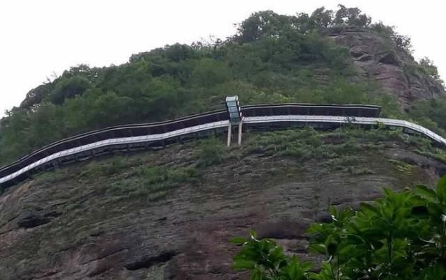 终于来了!浙江最长高空玻璃栈道开放!敢走我敬你是条汉子!