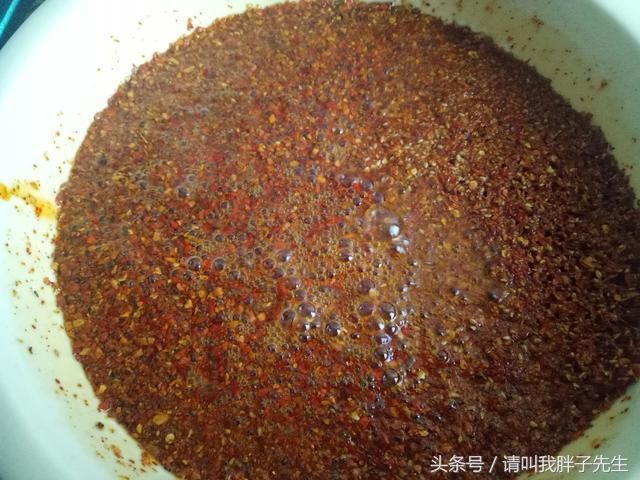 辣椒油的祖传配方，比饭店还要好吃，喜欢吃辣的不容错过！
