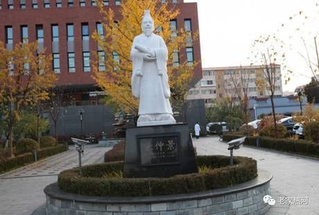 这位承德女郎中了不得,三根银针妙手回春