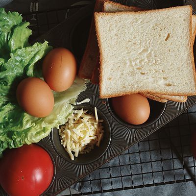 煎西红柿鸡蛋吐司