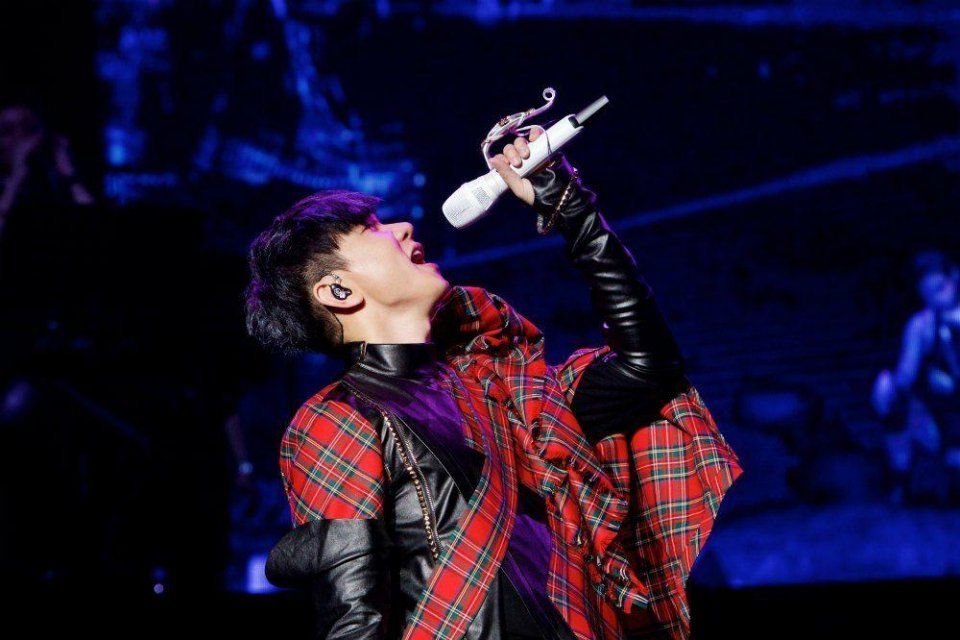 JJ林俊杰圣所世界巡回演唱会上海开唱 打造最