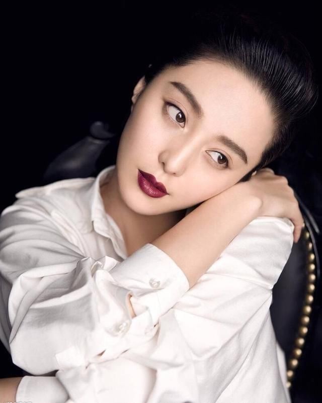 范冰冰一年收入_范冰冰2018收入(3)