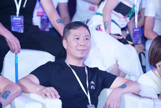 森马潮鞋3年要开6000家专卖店