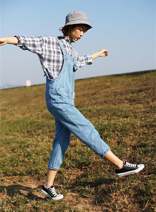 直男最讨厌女生穿的裤子,图一显胖,图三俗气,图