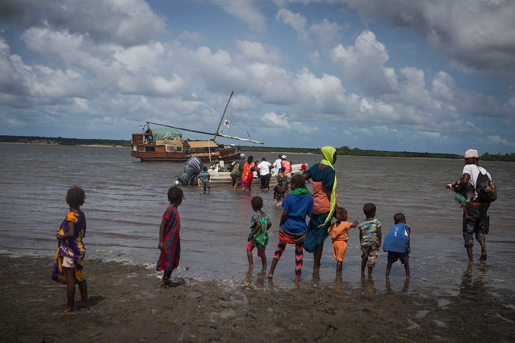 这个医疗团队漂洋过海为贫民免费看病
