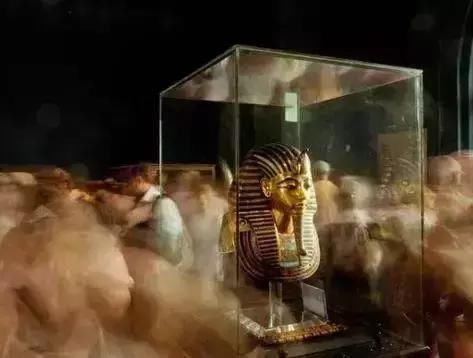 梦之寓言,解析梦见女人抬棺材的深层含义与心理暗示 梦之寓言,解析梦见女人抬棺材的深层含义与心理暗示