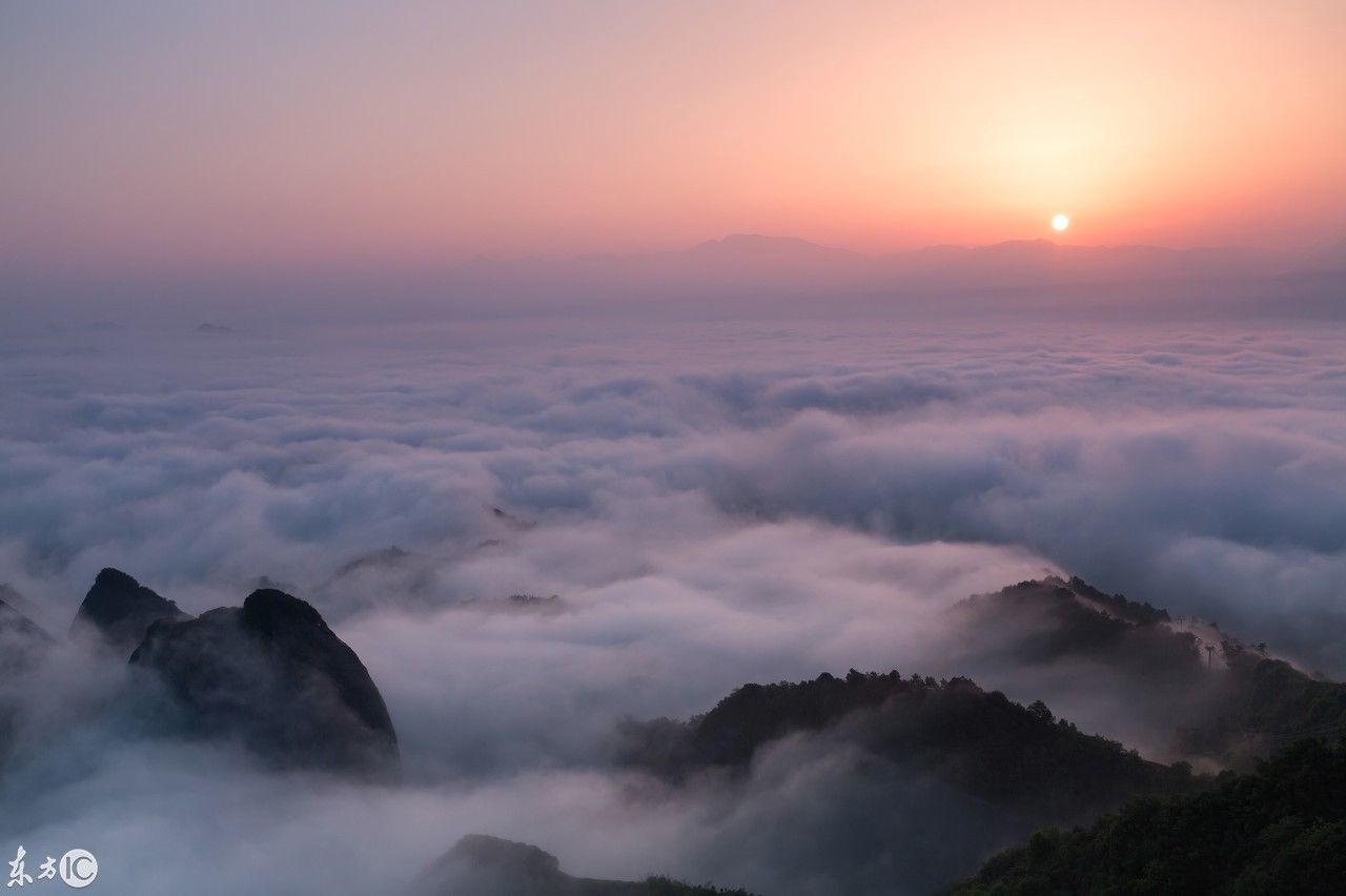 湖南邵阳崀山日出