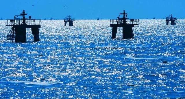 美国彻底炸窝!中国兵不血刃拿下15万亿,特朗普