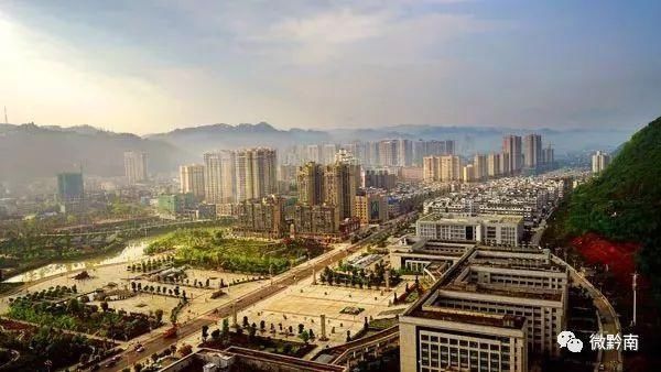 黔南这两个地方撤县建市，你支持哪一个？