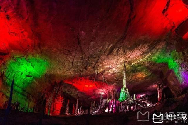 张家界森林公园2日行程，沉迷于湘西的醉人山色