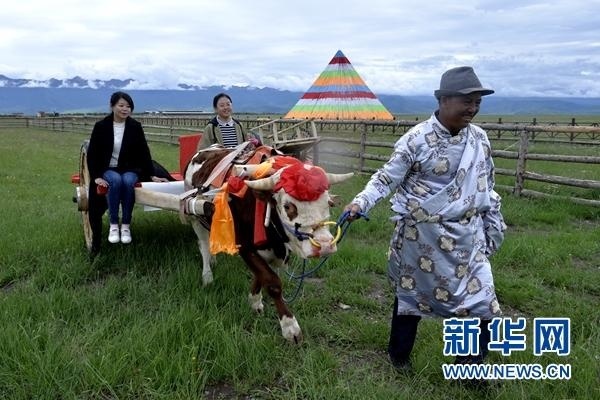 旅游+扶贫:生态牧场上的富民曲