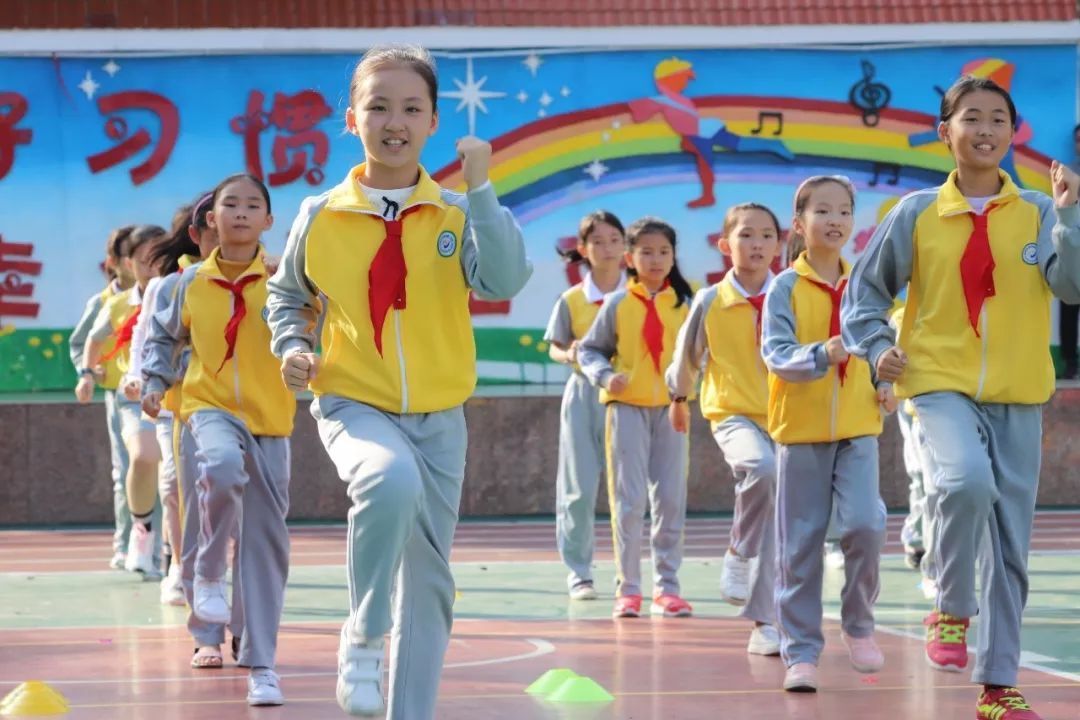 海南省农垦直属第一小学 | 构筑学校生命共同体