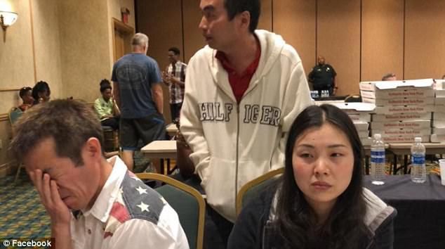 痛不欲生,华人夫妇从邻居嘴里得知爱子在校园枪击案中丧生
