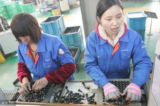 谨慎!女生学了这五个大学专业,除了好找对象外