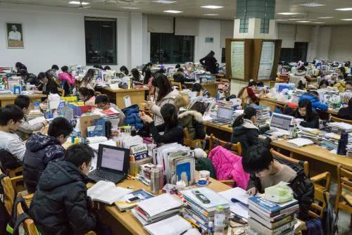 今年考研究生数学