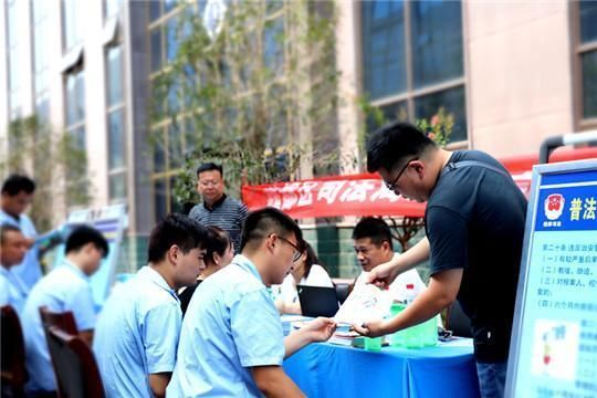 许昌市魏都区司法局开展法律专家人才进企业