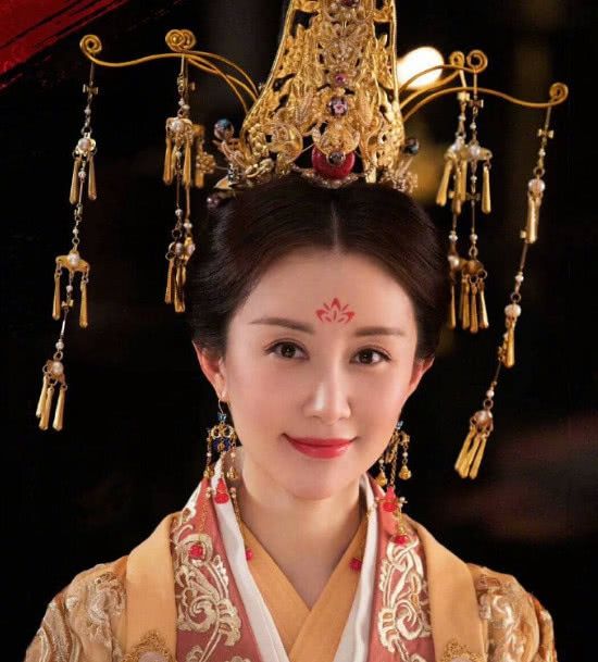 “花钿妆”也分等级,刘诗诗A级,热巴S级,看到她:逆天了 pt电子游戏pt电子平台