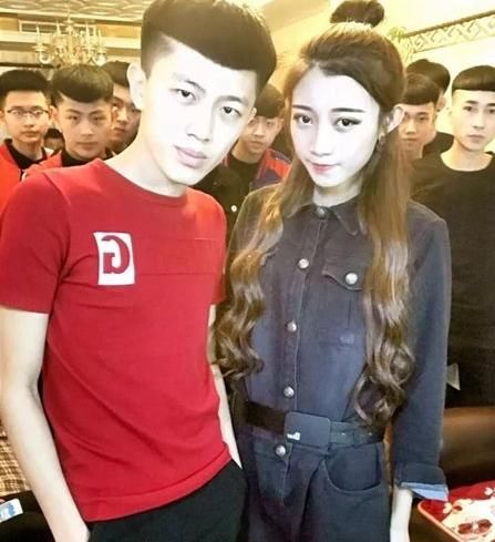 是反社会摇第一人,一直倡导网红弘扬正能量!