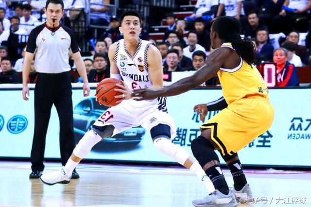 CBA总决赛辽宁VS广厦G4:横扫广厦 辽宁成为