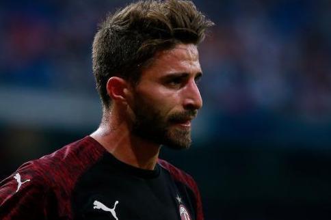 意媒:博里尼同深圳佳兆业达成协议,年薪500万