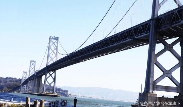 8年前美自家大桥修不好，无奈之下拿400亿找中国，现排队要等8年