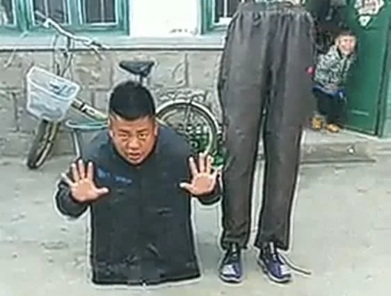 男子直播人体分离术,意外发生,网友:您忘了熊孩子的存在! 颖哥哥114 今天12:30 - 男子汉 - 男子汉 男子直播人体分离术,意外发生,网友:您忘了熊孩子的存在! 颖哥哥114 今天12:30 - 男子汉 - 男子汉