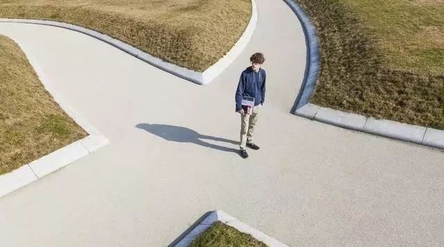 解读:银行风控经理岗位职责,未来发展,专业背景