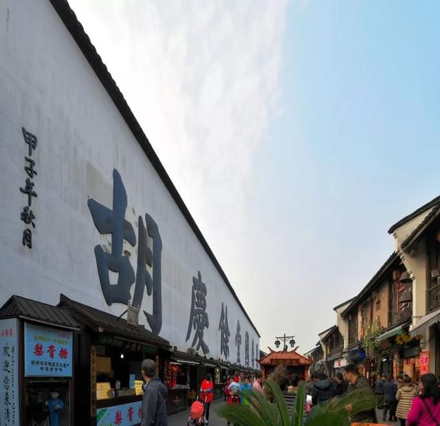 从中国首富到一贫如洗,只用了一天