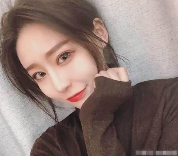 被封杀的抖音网红温婉首次直播关美颜,网友:看