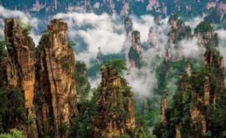 湖南张家界山上酒店,住一晚的价格是多少钱?说出来你都不敢相信