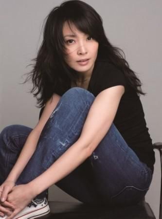 张嘉译被她迷得神魂颠倒，离婚后又恋上孙红雷，今44岁仍别有韵味