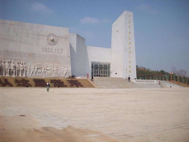 江西有哪些既不要钱，又值得一去的景点了？