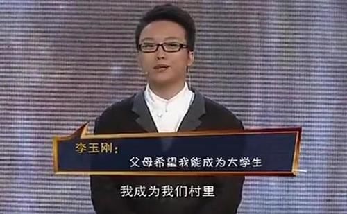 国风美女才翻红又惹争议，比女人更女人的他为何吸引人