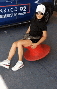 搞笑gif:谁知道一个月后,男朋友居然跟他儿子好上了 巴黎人注册网站