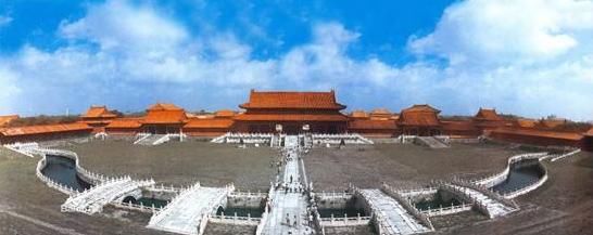 此城曾与北京南京齐名,建的皇城比故宫还要大