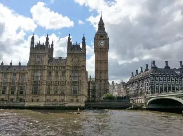 世界最有钱的城市排名,中国也只有香港能在GD