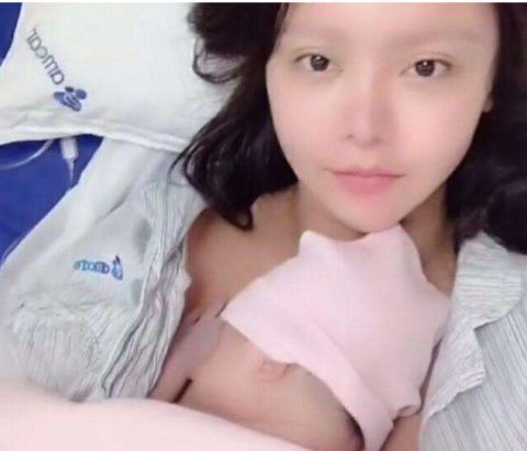 直播生孩子?韩安冉遭网友吐槽,网友:你的底线