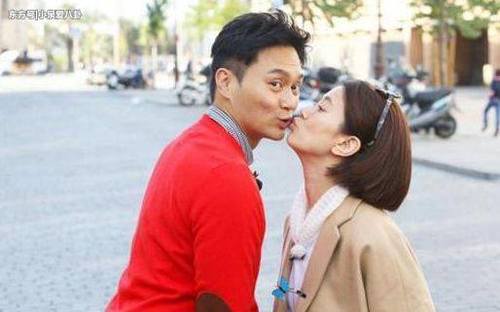 娱乐圈最痴情男星:他誓死娇宠丑妻,而他妻子去