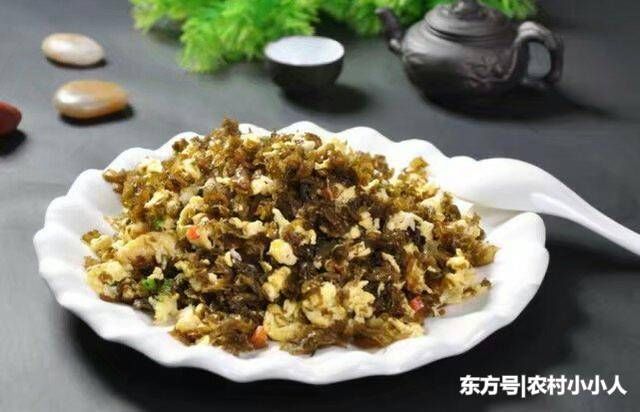 农村人不是很喜欢吃这个美食，不知道城里人花钱了有时候还买不到