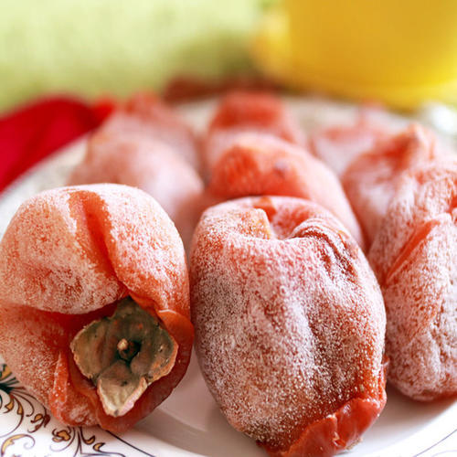 人到中年总失眠,专家提醒:常吃这几种食物,助睡