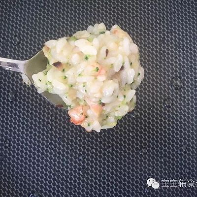 虾仁西兰花香菇米饼