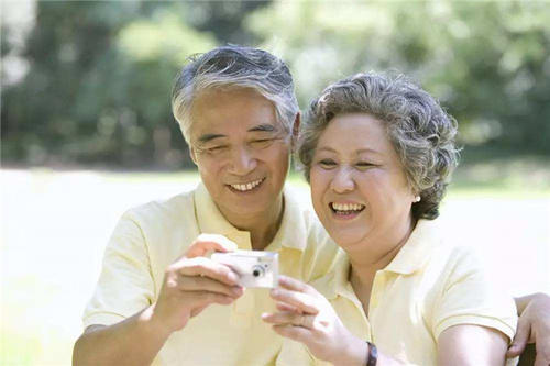 长宁:老人意外险全覆盖一整年,总赔付率超100