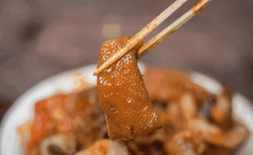 一碗西关味道的牛杂,陪伴着多少人的成长!